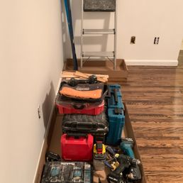 Tools organized avoiding any scratching on finished floors