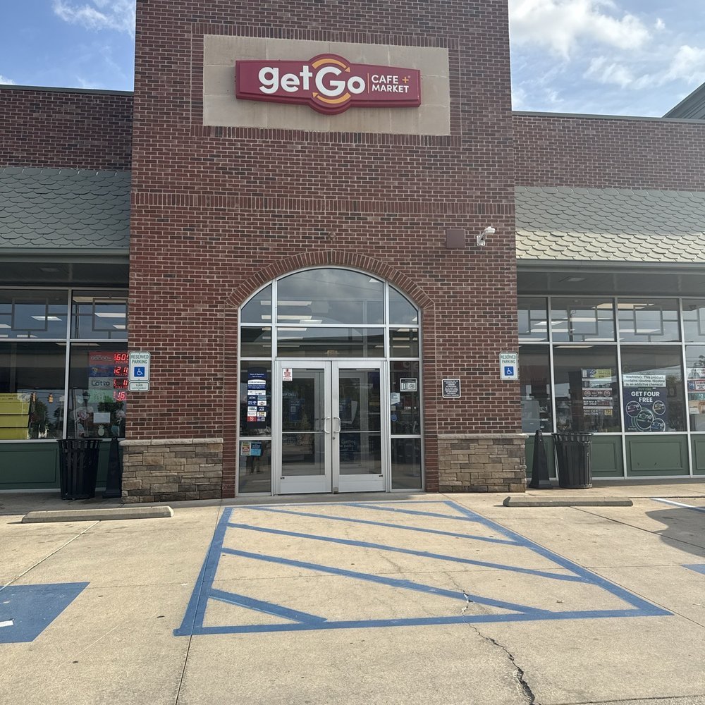 GetGo From Giant Eagle - Customer entrance - Gas Stations Near Me - Carmel, Indiana GetGo From Giant Eagle - Customer entrance - Gas Stations Near Me - Carmel, Indiana