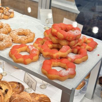 Paris Baguette - Twisted Donut - Bakeries Near Me - North Brunswick, New Jersey Paris Baguette - Twisted Donut - Bakeries Near Me - North Brunswick, New Jersey