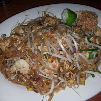 PP Thai & Sushi - Pad thai lunch special. - Thai Near Me - Mesa, Arizona