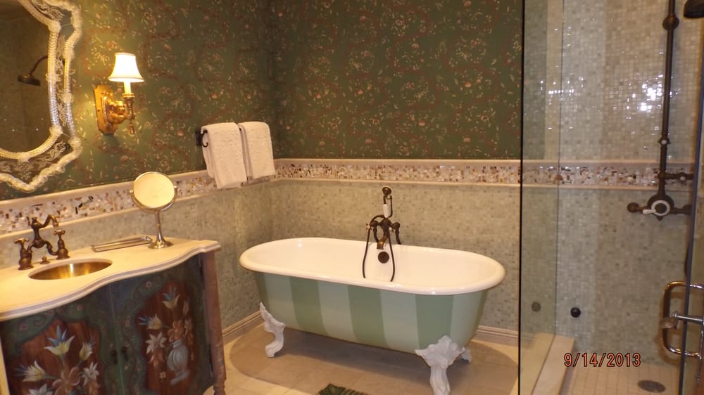 Slide of Dan's Plumbing