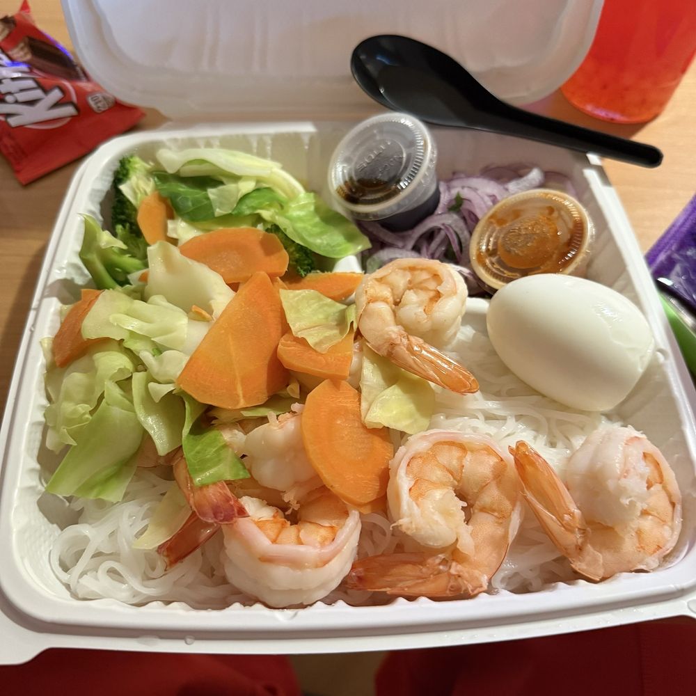 P14. Shrimp Pho (Beef Broth) P14. Shrimp Pho (Beef Broth)