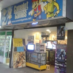 Camelot Games Roma - Vista lateral de la fachada...