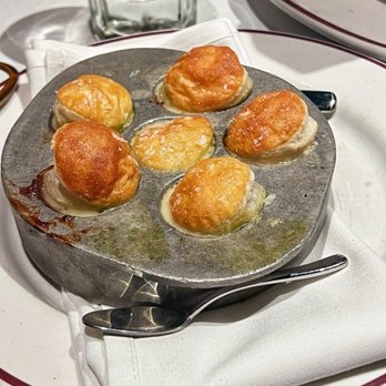 Drake's Hollywood - Steakhouses Near Me - Houston, Texas
