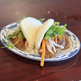 Anh Em Vietnamese Kitchen - Crispy pork belly buns - Vietnamese Near Me - Austin, Texas