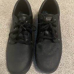 SKECHERS Warehouse Outlet - Bad leather