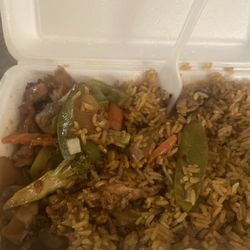 Happy China - Chicken in Chicken and Garlic Sauce Combination Platter