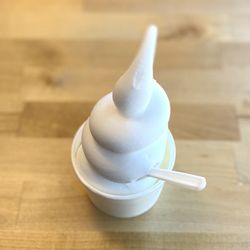 Noodies - Vegan lemon gelato soft serve