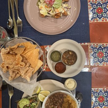 Lindo Valle Mexican Grill - Yum - Mexican Near Me - Pauma Valley, California