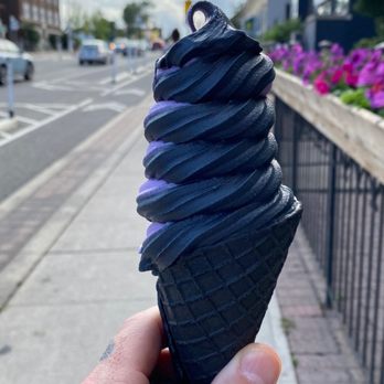 iHalo Krunch - Ice Cream & Frozen Yogurt Near Me - Toronto, Ontario iHalo Krunch - Ice Cream & Frozen Yogurt Near Me - Toronto, Ontario