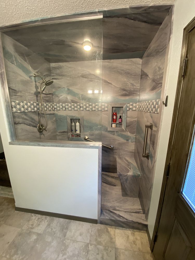 Slide of Five Star Bath Solutions of Bismarck