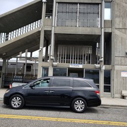 Ronkonkoma Taxi and Airport Service - Taxi Service at the Ronkonkoma LIRR Station