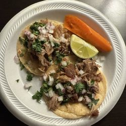 Chatos - Tacos carnitas