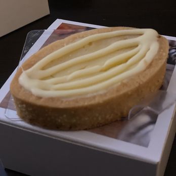 R&M Dessert Bar - Lemon tart - Desserts Near Me - Seattle, Washington R&M Dessert Bar - Lemon tart - Desserts Near Me - Seattle, Washington