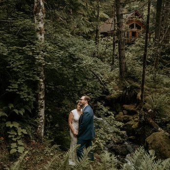 Weddings By Aimee - In the woods - Wedding Planning Near Me