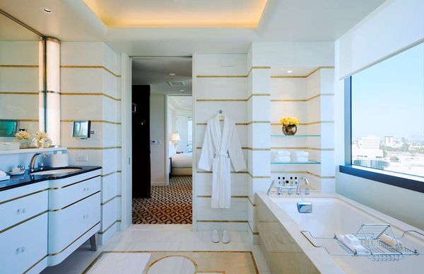 Waldorf Astoria Beverly Hills by null