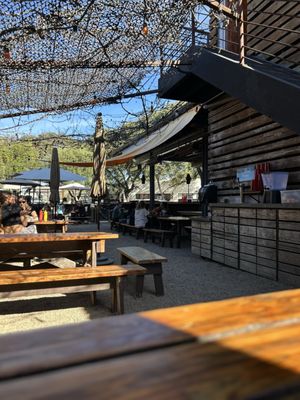 Station Tavern by null