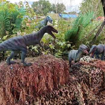 Field Station: Dinosaurs - Amusement Parks Near Me - Leonia, New Jersey