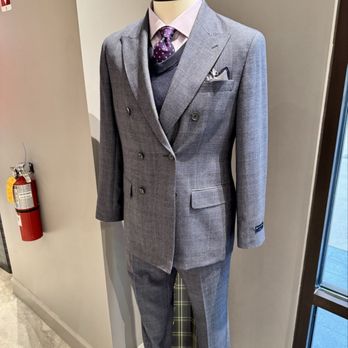 Brooks Brothers - Men's Clothing Near Me - Norfolk, Virginia Brooks Brothers - Men's Clothing Near Me - Norfolk, Virginia