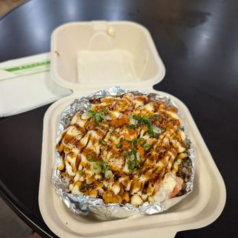 Ocean Taste - Torched garlic salmon - Poke Near Me - Honolulu, Hawaii Ocean Taste - Torched garlic salmon - Poke Near Me - Honolulu, Hawaii
