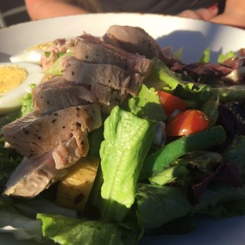 Bluewater Grill Seafood Restaurant & Market Carlsbad - Ahi salad - Seafood Near Me - Carlsbad, California