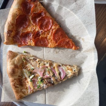 Pagliacci Pizza - Pizza Near Me - Seattle, Washington