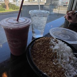 Town Center Cold Pressed - Perfect Kiss , Acai Smoothie Bowl