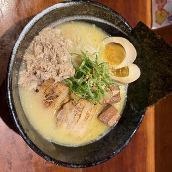 Toribro Ramen - Toribro Deluxe Mega Ramen - Ramen Near Me - New York, New York