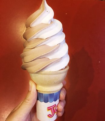 Celebrity Pizza by null