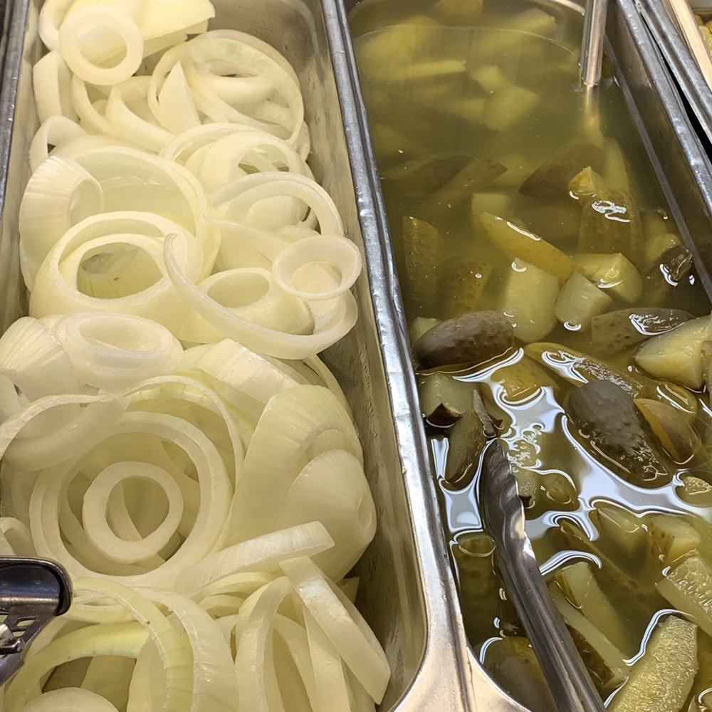 Podnuh's Bar-B-Q - I think these onions are free too. You might wanna ask before helping yourself tho lol. - Barbeque Near Me - Baton Rouge, Louisiana Podnuh's Bar-B-Q - I think these onions are free too. You might wanna ask before helping yourself tho lol. - Barbeque Near Me - Baton Rouge, Louisiana