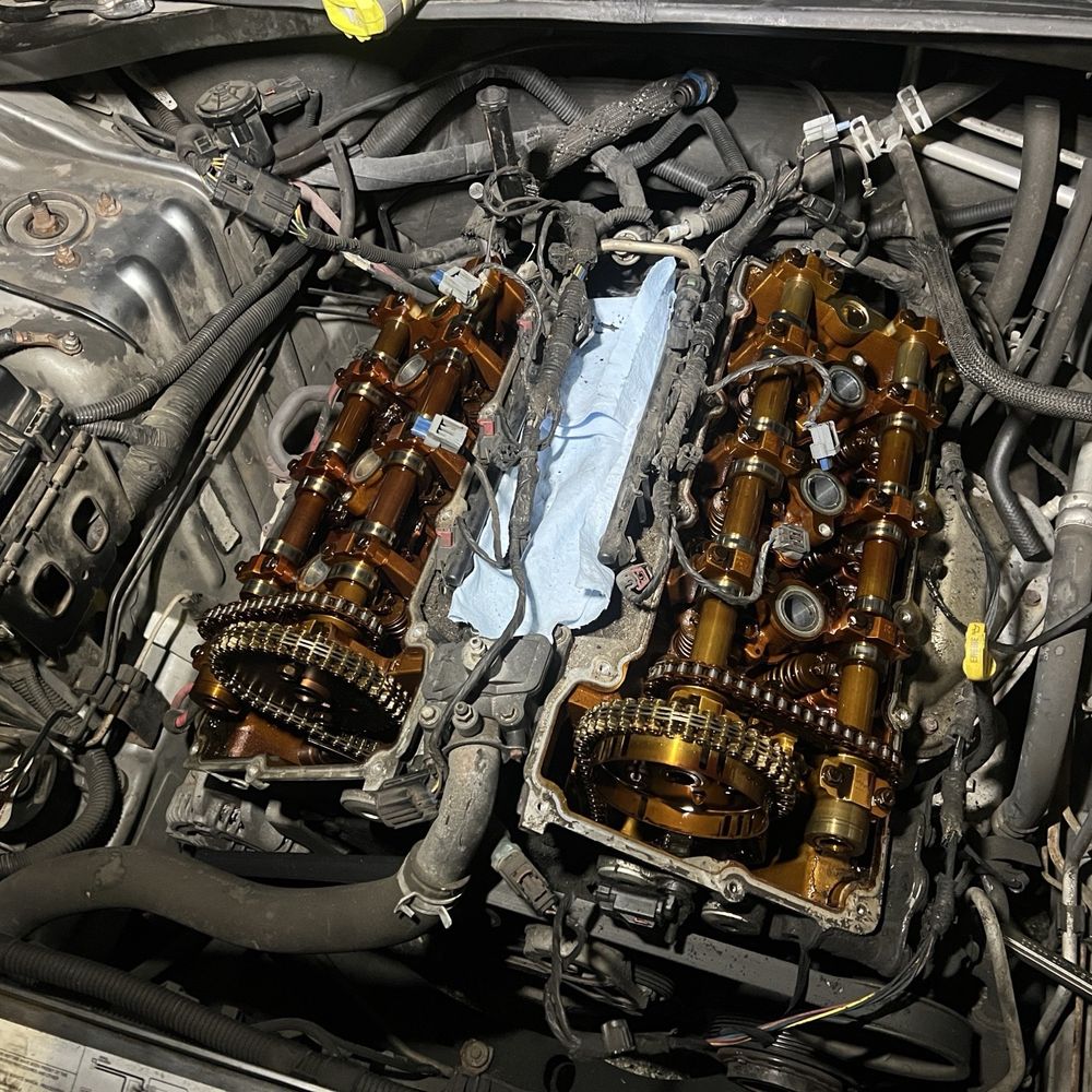 Hillside Auto Repair - Chrysler 300 2.7 liter engine with the valve covers removed. - Auto Repair Near Me - Torrance, California