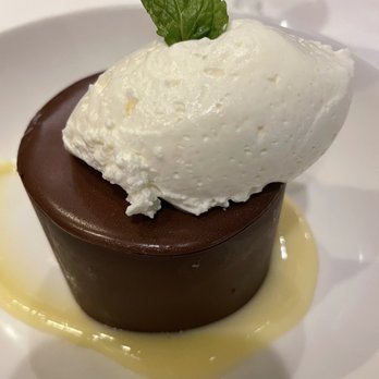 Atlantic Fish - Boston cream pie - Seafood Near Me - Boston, Massachusetts