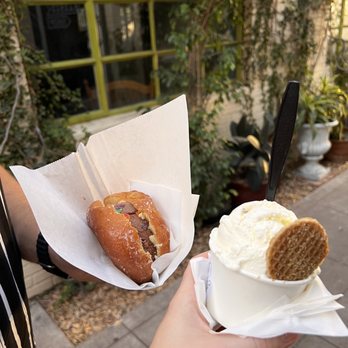 Novel Ice Cream - Honey lavender ice cream scoop & donut ice cream sandwich with fruity pebbles - Ice Cream & Frozen Yogurt Near Me - Mesa, Arizona Novel Ice Cream - Honey lavender ice cream scoop & donut ice cream sandwich with fruity pebbles - Ice Cream & Frozen Yogurt Near Me - Mesa, Arizona