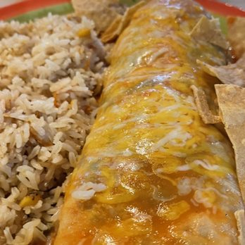 Dos Coyotes Border Cafe - Vegetarian - Ranchero Veggie Burrito - Tex-Mex Near Me - Davis, California Dos Coyotes Border Cafe - Vegetarian - Ranchero Veggie Burrito - Tex-Mex Near Me - Davis, California