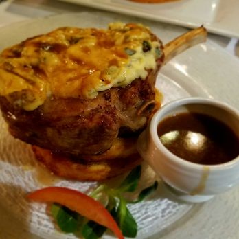 Le Basilic - Veal - French Near Me - Paris, 75