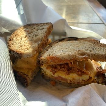 Park Avenue Cafe - Chorizo breakfast sandwich - Sandwiches Near Me - Portland, Oregon Park Avenue Cafe - Chorizo breakfast sandwich - Sandwiches Near Me - Portland, Oregon