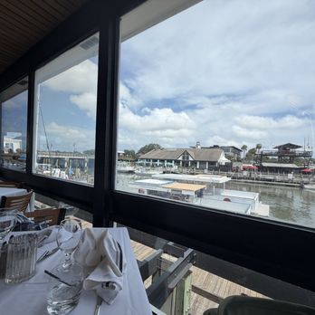 Water's Edge - View for lunch - Seafood Near Me - Mount Pleasant, South Carolina Water's Edge - View for lunch - Seafood Near Me - Mount Pleasant, South Carolina