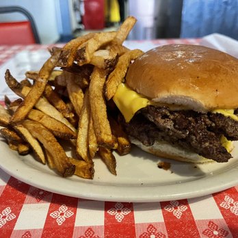 Doe's Eat Place - Burger and fries (close) - Steakhouses Near Me - Little Rock, Arkansas