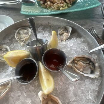 Moonshadows - Raw oyster from BC in June! So far my favorite and I've been to Seattle! Grilled octopus must try. - Seafood Near Me - Malibu, California