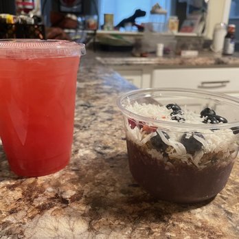 Zeke's Beans & Bowls - Watermelon Fresh Juice and Build Your Own Acai Bowl - Coffee & Tea Near Me - Virginia Beach, Virginia Zeke's Beans & Bowls - Watermelon Fresh Juice and Build Your Own Acai Bowl - Coffee & Tea Near Me - Virginia Beach, Virginia