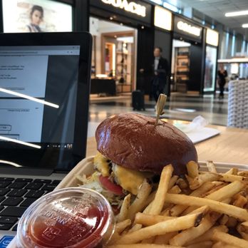 Summer House - Burgers Near Me - Chicago, Illinois Summer House - Burgers Near Me - Chicago, Illinois