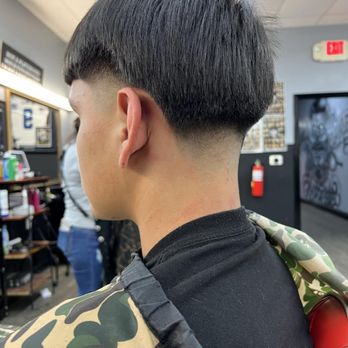 Blanco's Flawless Barber School - Barbershop, Hair cuts, Kids cuts, Senior cuts, Barbers open on Sundays - Barbers Near Me - Carrollton, Texas Blanco's Flawless Barber School - Barbershop, Hair cuts, Kids cuts, Senior cuts, Barbers open on Sundays - Barbers Near Me - Carrollton, Texas