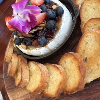 Fig & Ginger - Breakfast & Brunch Near Me - Honolulu, Hawaii