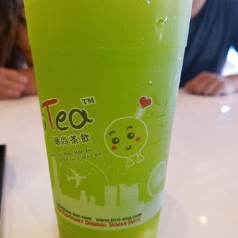 i-Tea - Kiwi Fruit Tea with real kiwi for a topping. - Bubble Tea Near Me - San Leandro, California i-Tea - Kiwi Fruit Tea with real kiwi for a topping. - Bubble Tea Near Me - San Leandro, California