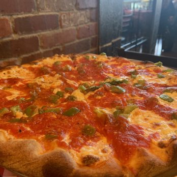 Grimaldi's Pizzeria - 12 inch pizza - xtra sauce and green peppers - Pizza Near Me - Gilbert, Arizona