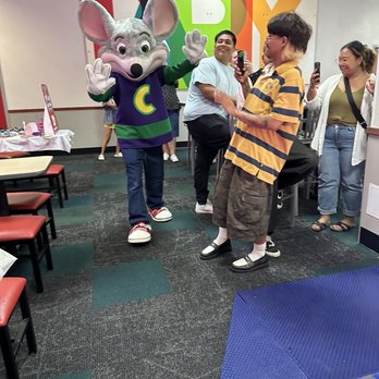 Chuck E. Cheese - Pizza Near Me - Pasadena, California Chuck E. Cheese - Pizza Near Me - Pasadena, California