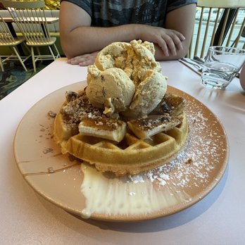 Demetres Downtown Markham - Unbrulevable Belgian waffle - Desserts Near Me - Markham, Ontario