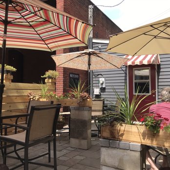Mendon Street Kitchen - Patio area. - American Near Me - Uxbridge, Massachusetts