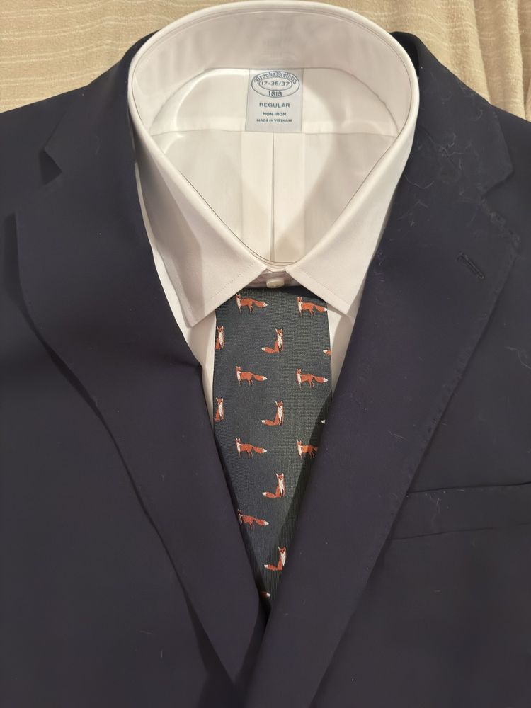 Brooks Brothers Factory Outlet Logo
