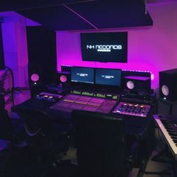 NH Records - Control Room